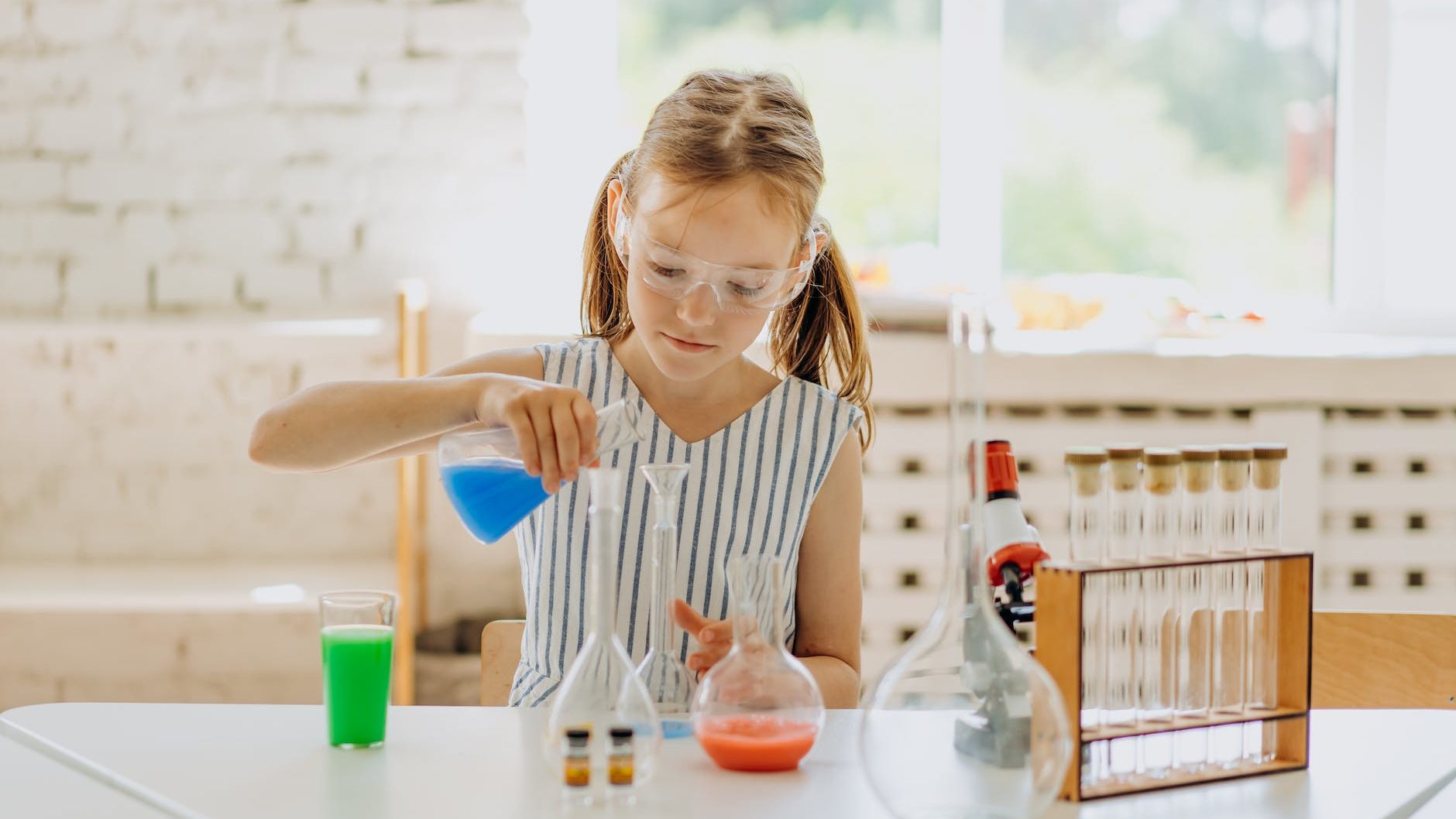 Nurturing Your Child’s Interest in STEM Subjects