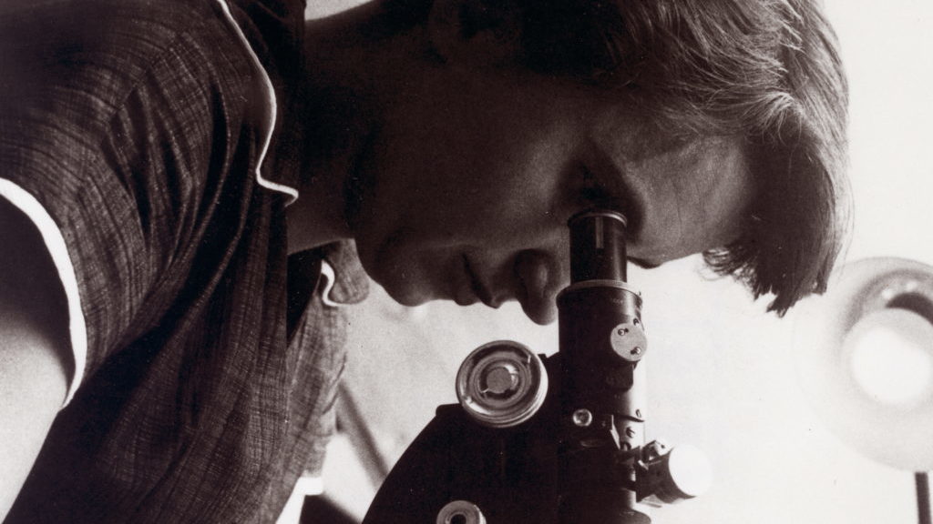 The Life of Rosalind Franklin: A DNA Pioneer Overlooked by History